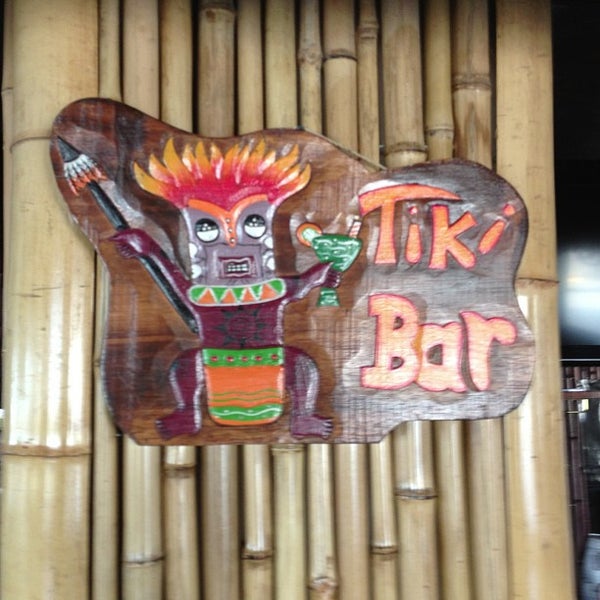 Photo taken at 8th Ave Tiki Bar And Grill by Gil R. on 1/21/2013