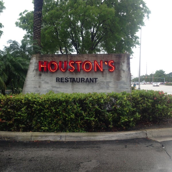 Photos at Houston's 17355 Biscayne Blvd