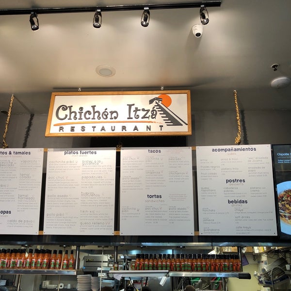 Foto diambil di Chichen Itza Restaurant oleh Talal pada 8/29/2019