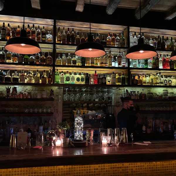 Photo taken at EL BARÓN - Café &amp; Liquor Bar by Talal on 4/9/2022