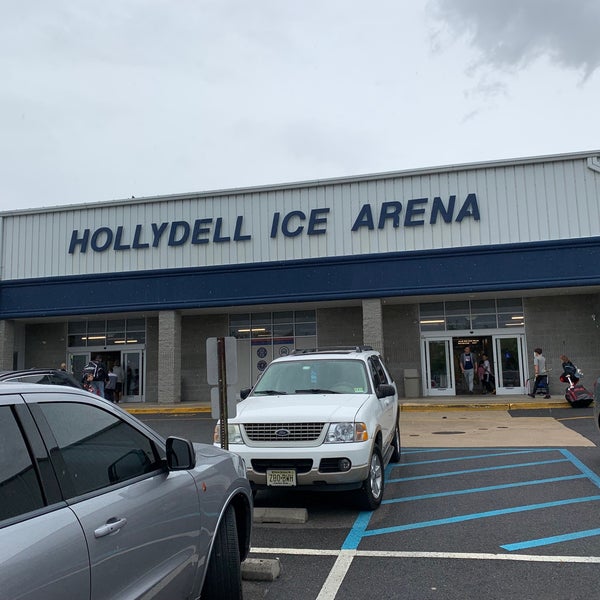 Fotos en Hollydell Ice Arena 1 tip
