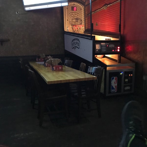 6/25/2018にJohn B.がHalcyon Coffee, Bar &amp; Loungeで撮った写真