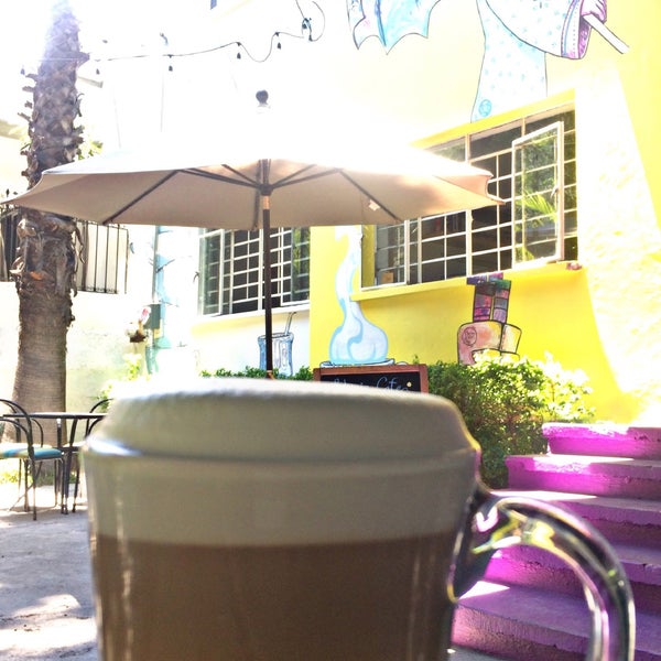 6/24/2019 tarihinde Ahmed M M.ziyaretçi tarafından Lluvia Café - Tu espacio'de çekilen fotoğraf