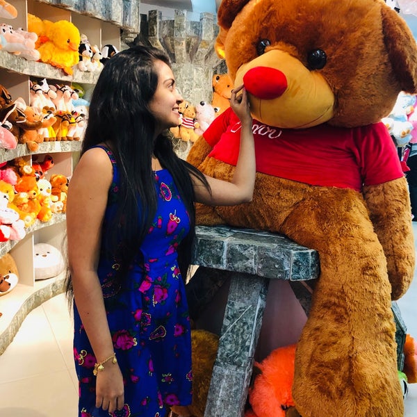 thilakawardana super center toys