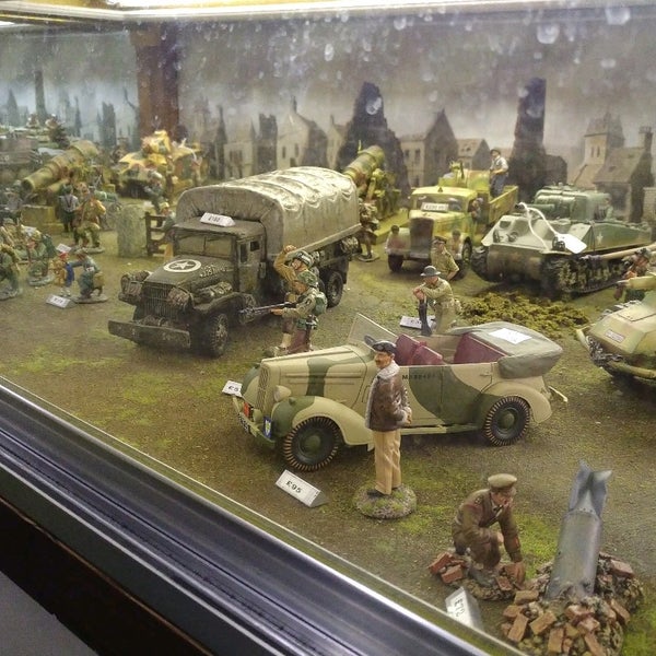 the guards toy soldier centre