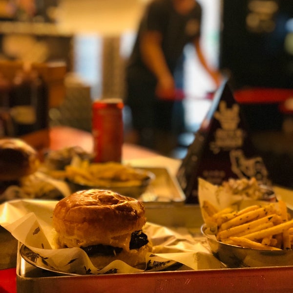9/5/2018에 Dilan A.님이 Rock&#39;N Burger에서 찍은 사진