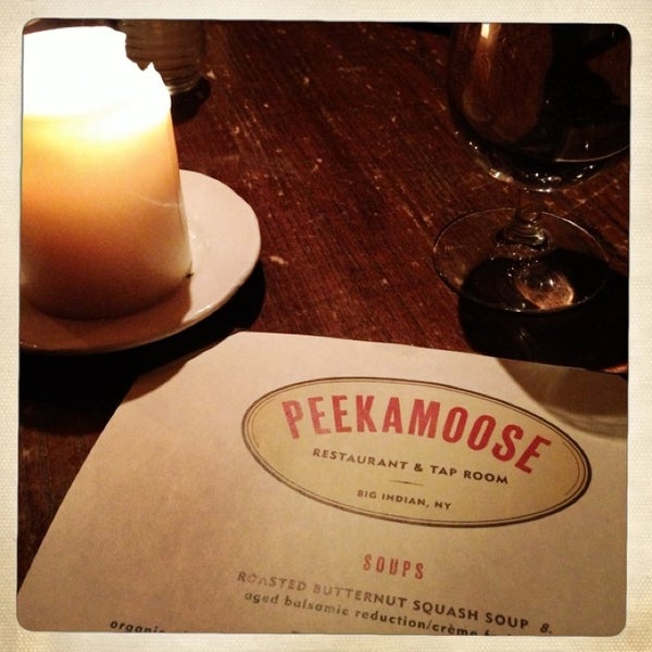 Снимок сделан в Peekamoose Restaurant пользователем Lisa S. 2/24/2013