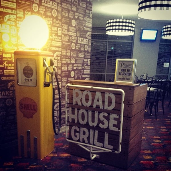 Tom's Tavern Townsville, QLD