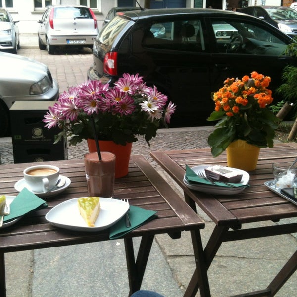 6/16/2013에 T. B.님이 café sellberg에서 찍은 사진