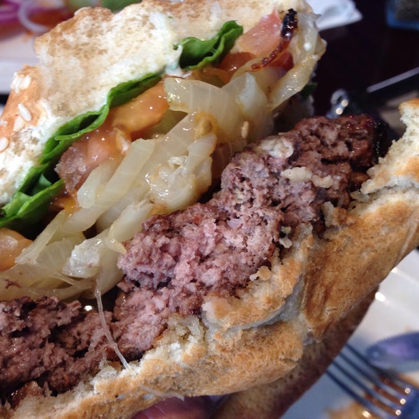 Boomerangs Gourmet Burger Joint North Clairemont 4577 Clairemont Dr