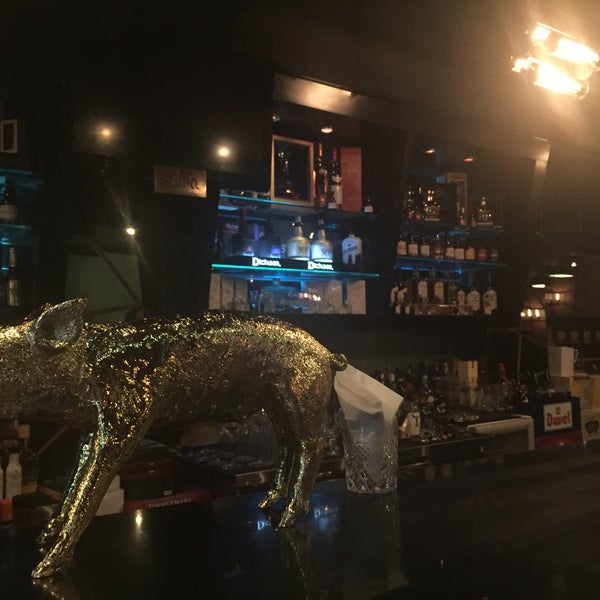 10/2/2015 tarihinde Pedro Lobo M.ziyaretçi tarafından PREM1ER Bar &amp; Tasting Room'de çekilen fotoğraf
