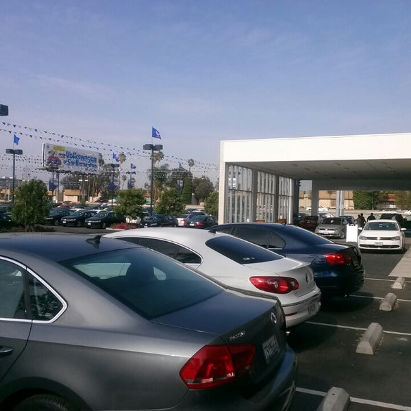 Volkswagen of San Bernardino Auto Dealership in San