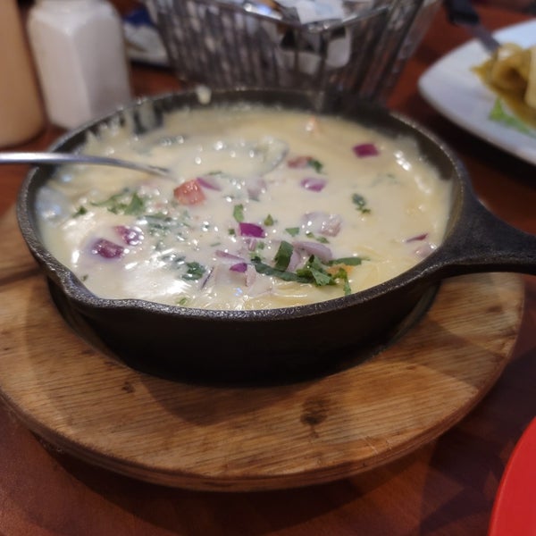 El Gallito Sinaloense Marisquería en Northwest Side