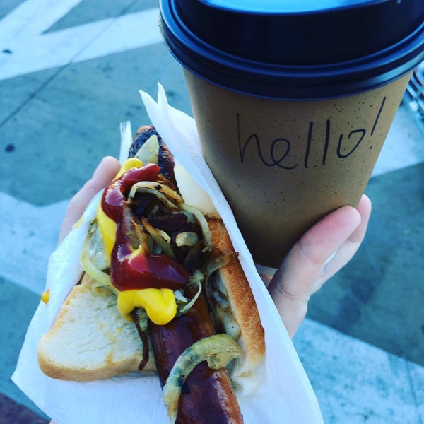 Bunnings Warehouse Hardware Store in Woodville