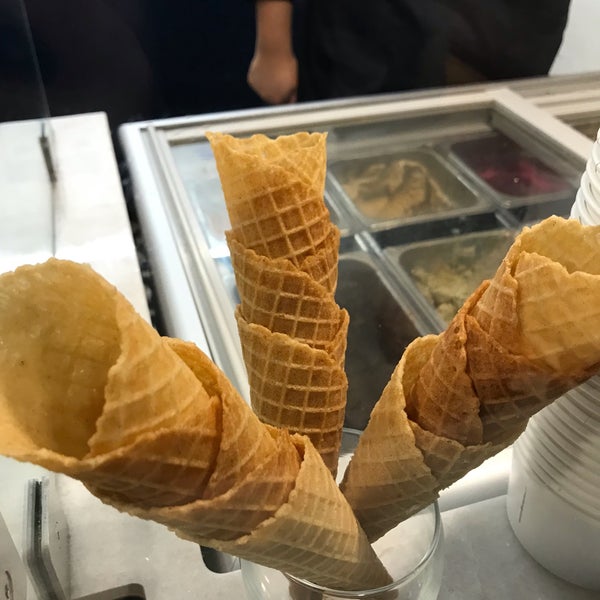 Photo taken at Helados Cometa by Roberto A. on 9/15/2019