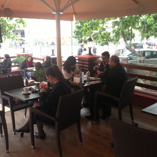 Das Foto wurde bei Sound Cafe&amp;Restaurant von Taner Ç. am 6/29/2013 aufgenommen