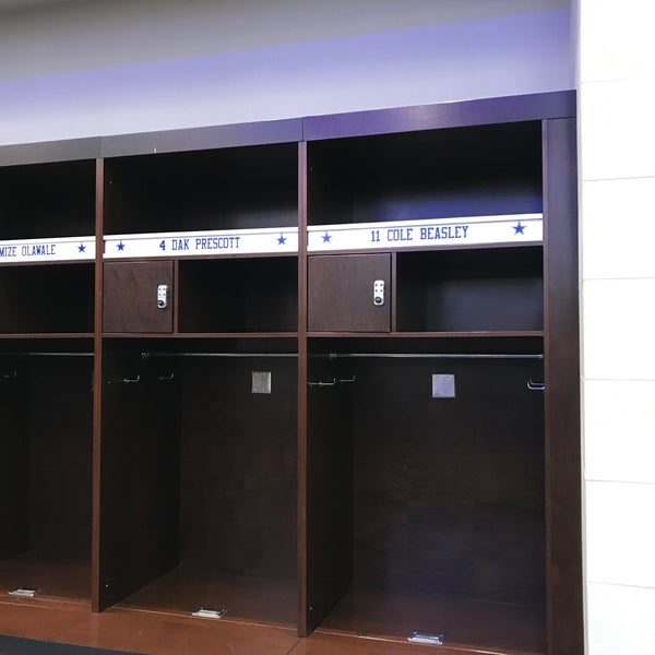Dallas Cowboys - Rookies locker room tonight #DALvsLA