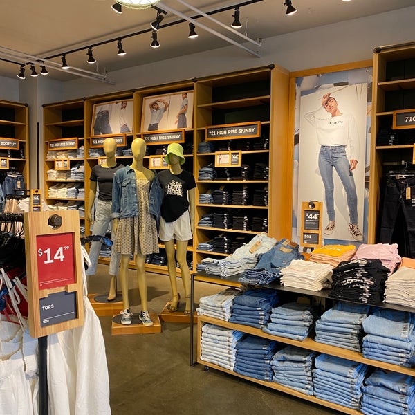 Levi's Outlet Store - Central Valley, NY
