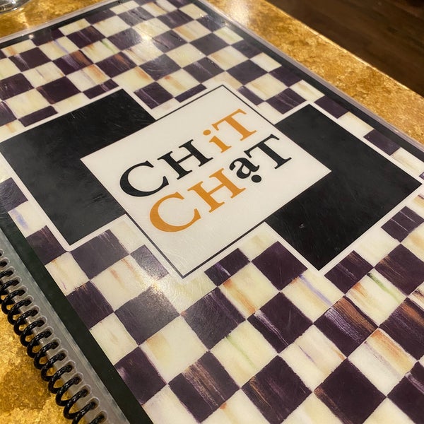 รูปภาพถ่ายที่ Chit Chat Diner โดย Tom S. เมื่อ 1/6/2020