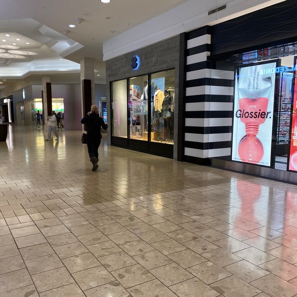 Photo taken at The Mall at Short Hills by Tom S. on 4/3/2023