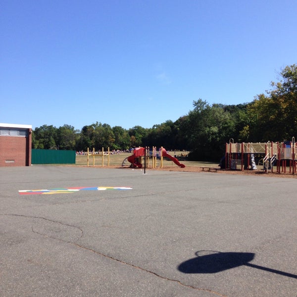 Mt. Pleasant Middle School Middle School in Essex
