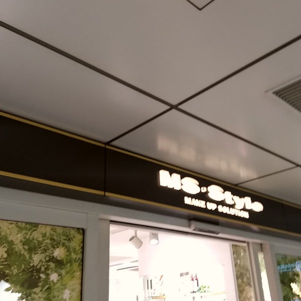 Юбка черная блестящая. Платья италия. Miss style платье. Итальянские летние платья. Мисс стайл.