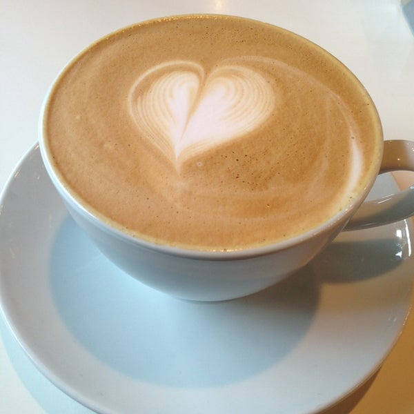 4/24/2013에 Mariya G.님이 Чашка Кофе에서 찍은 사진