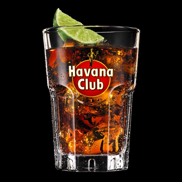Cuba Libre, legendární klasika pro dnešní večer! Bílý rum Havana, Coca-Cola, limetková šťáva. Dnes pro vás za barem od 19. hodiny míchá Kája!