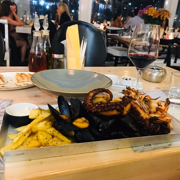 The atmosphere in Vegera is wonderful, the service was fantastic. The seafood platter was delicious, we topped it off with a beautiful glass of Merlot!
