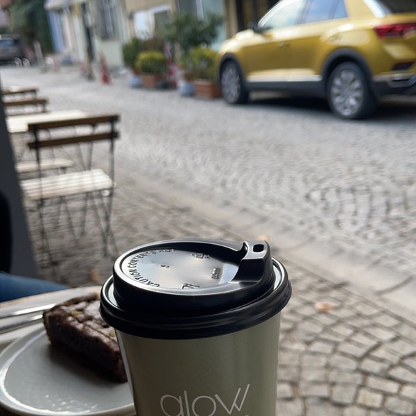 Foto scattata a Glow Coffee da YZ 🐪 il 10/20/2022