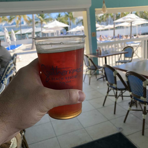 Photo prise au Southernmost Beach Cafe par Kevin B. le1/18/2022