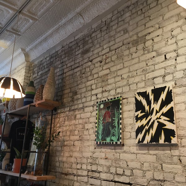 Photo prise au bwè kafe par Rohini B. le3/17/2018