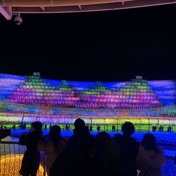 次での写真 花ひろば展望台 桑名市 三重県