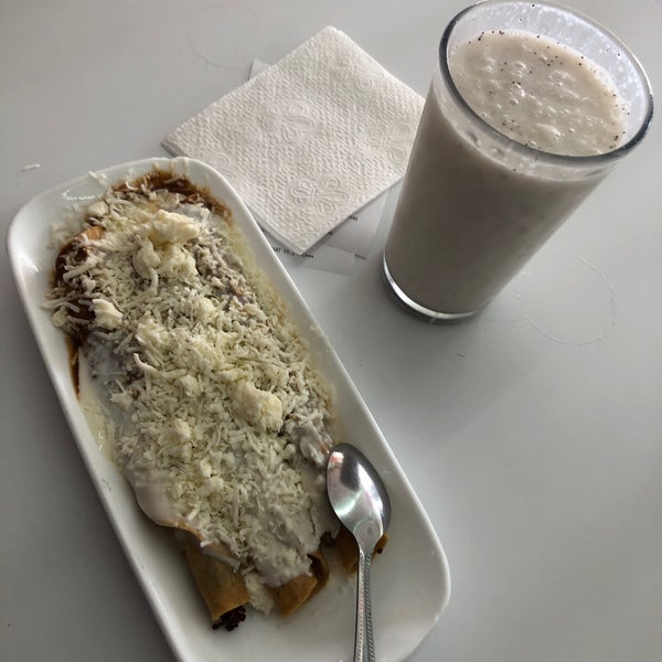 Las Flautas Zona Azul Satelite, México