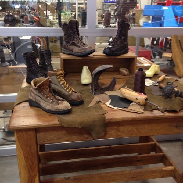 Danner factory outlet store outlet