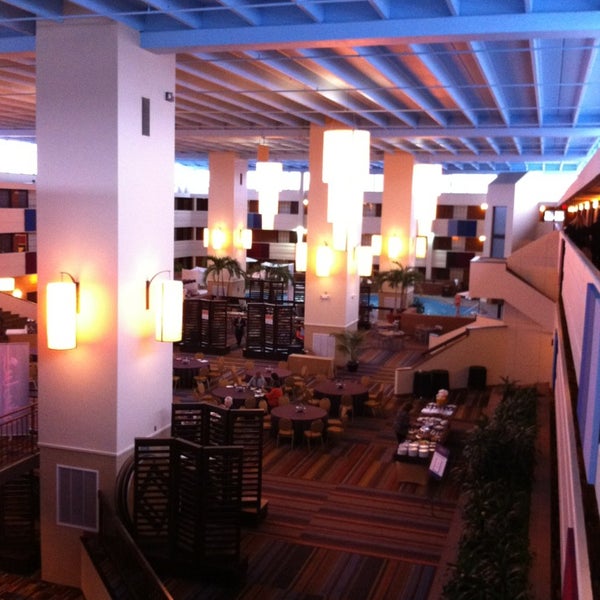 3/2/2013 tarihinde Ruslan K.ziyaretçi tarafından The Inn at Opryland, A Gaylord Hotel'de çekilen fotoğraf