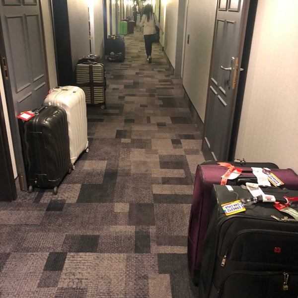 รูปภาพถ่ายที่ Hotel Berlin, Berlin โดย Sanny D. เมื่อ 3/2/2019