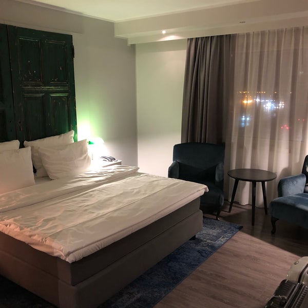 Foto diambil di Hotel Berlin, Berlin oleh Sanny D. pada 2/28/2019