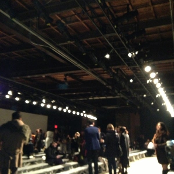 2/12/2013にJim H.がEyebeam Art + Technology Centerで撮った写真