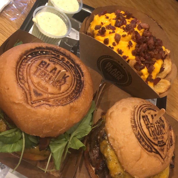 Black Trunk Hamburgueria Artesanal 4 tips from 39 visitors