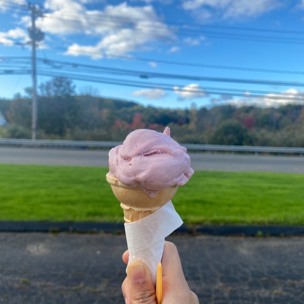 Peaches and Cream Ice Cream Parlor