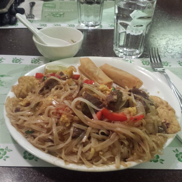 Royal Jasmine Asian Restaurant in Mississauga