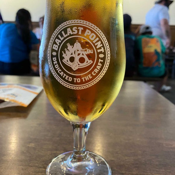 9/5/2021 tarihinde Chris F.ziyaretçi tarafından Home Brew Mart / Ballast Point Brewery'de çekilen fotoğraf