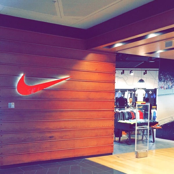 Photos at Nike - Melbourne CBD - 2 tips