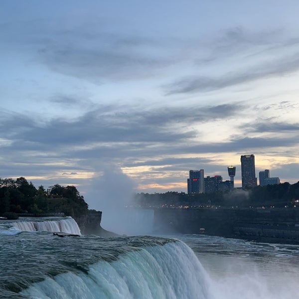 รูปภาพถ่ายที่ Niagara Falls State Park โดย Capitano0o ✈. เมื่อ 10/6/2023
