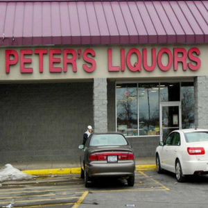 Photo taken at Peter&#39;s discount Liquors by Columbia Distributing on 6/29/2018