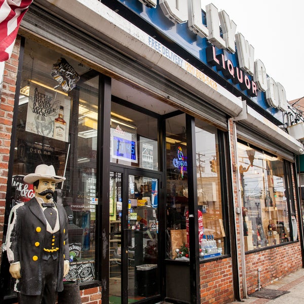 Hollywood Liquors West New York, NJ