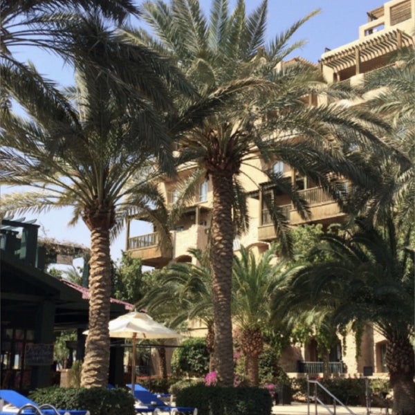 Foto tomada en Mövenpick Resort &amp; Residences Aqaba  por AB . el 9/7/2021