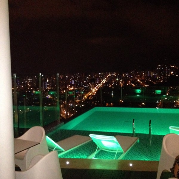 12/26/2013 tarihinde Alejandro P.ziyaretçi tarafından Hotel Holiday Inn Bucaramanga Cacique'de çekilen fotoğraf