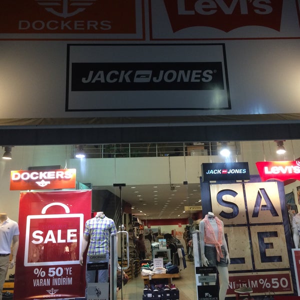 levi's dockers outlet store